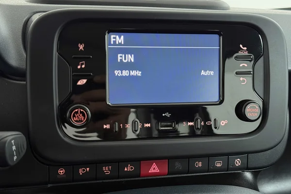 Fiat Panda (2023) — foto 7 van 22