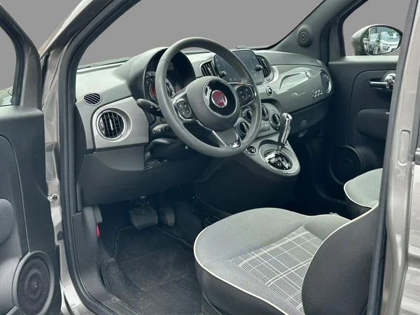 Fiat 500 (2020) — foto 16 van 16
