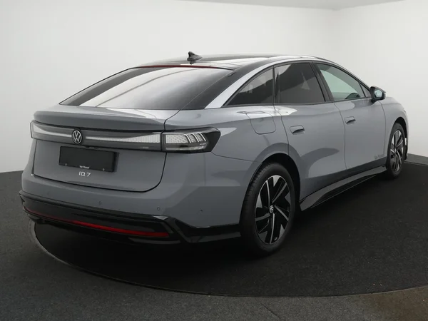 VOLKSWAGEN ID.7 (2026) — foto 12 van 26