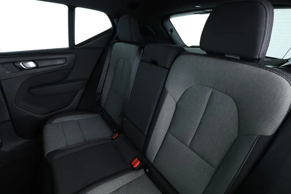 Volvo XC40 (2024) — foto 5 van 16