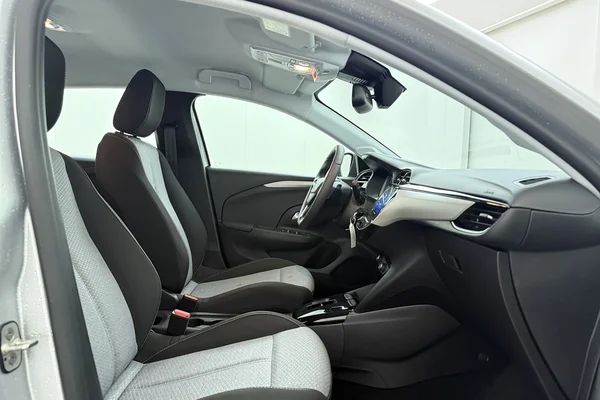 Opel Corsa (2025) — foto 18 van 20