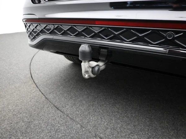 VOLKSWAGEN Tiguan (2024) — foto 19 van 24