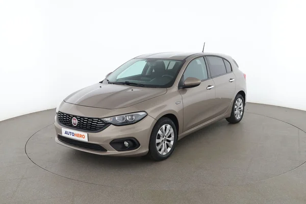 Fiat Tipo (2019) — foto 1 van 16