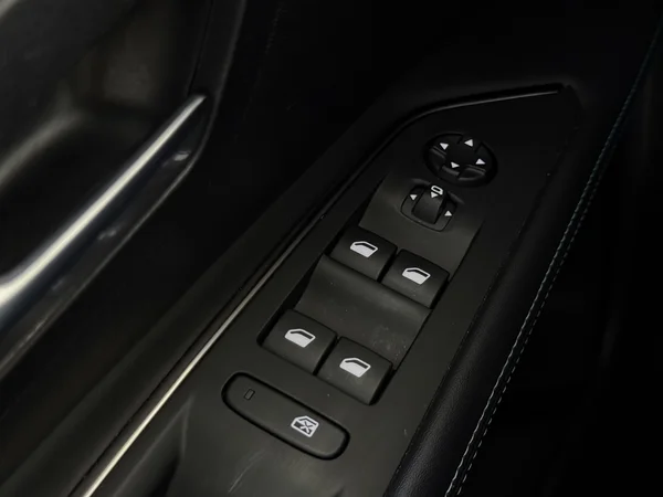 PEUGEOT 3008 (2022) — foto 19 van 30