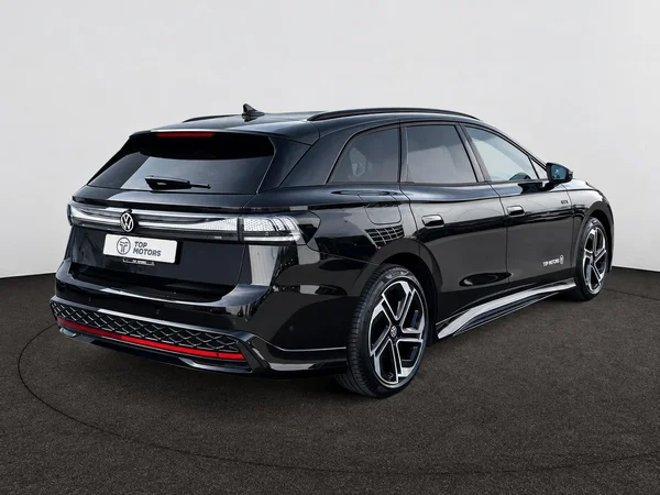 VOLKSWAGEN ID.7 Tourer (2026) — foto 3 van 9
