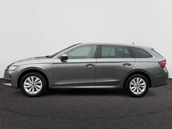 SKODA Octavia Combi (2025) — foto 5 van 21