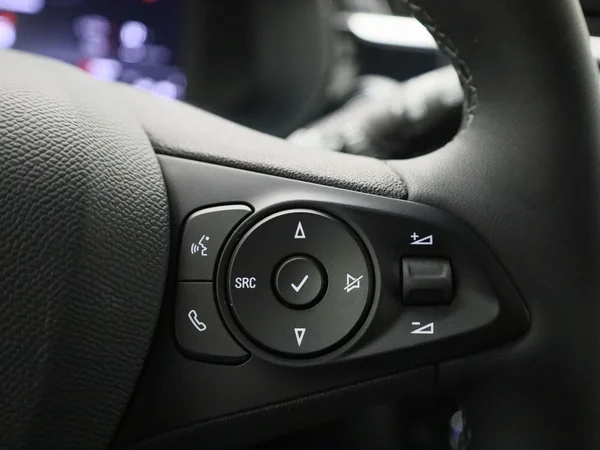 Opel Corsa-e (2023) — foto 15 van 35