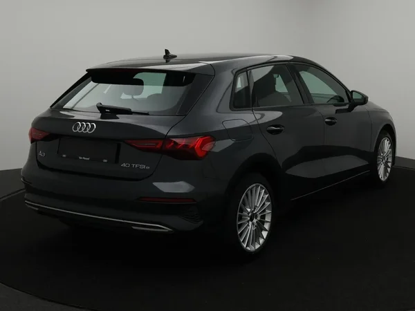 Audi A3 (2022) — foto 12 van 27