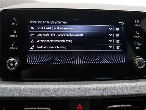 SKODA Kamiq (2026) — foto 11 van 13