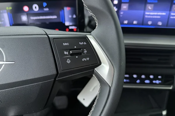 Opel Frontera (2025) — foto 7 van 17