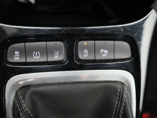 Opel Crossland X (2020) — foto 18 van 40