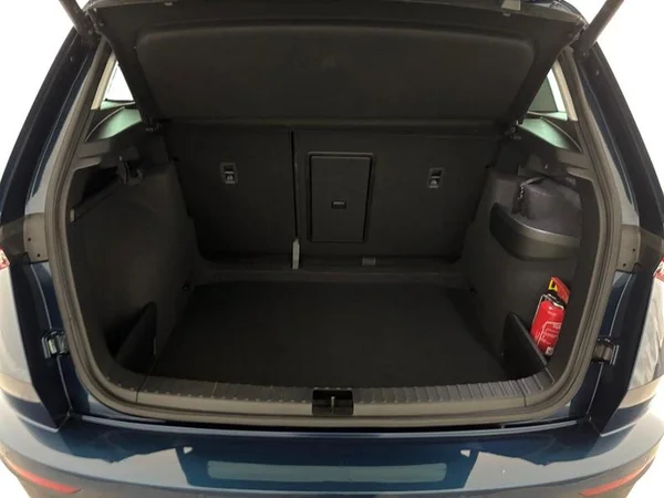 SKODA Karoq Dsl (2022) — foto 9 van 17