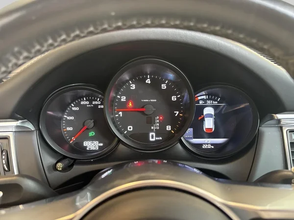 Porsche Macan (2019) — foto 3 van 26