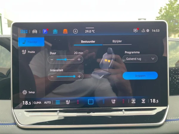 VOLKSWAGEN Tiguan (2025) — foto 5 van 22