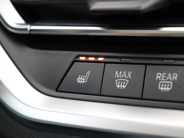 BMW 320 (2021) — foto 18 van 29