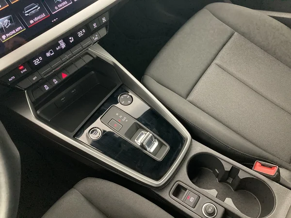 AUDI A3 Sedan (2021) — foto 8 van 27