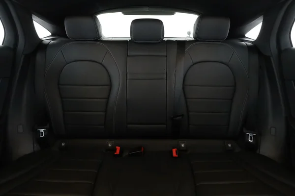 Mercedes-Benz GLC-Klasse (2021) — foto 6 van 16