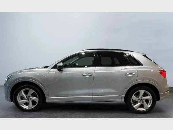 Audi Q3 (2021) — foto 22 van 27