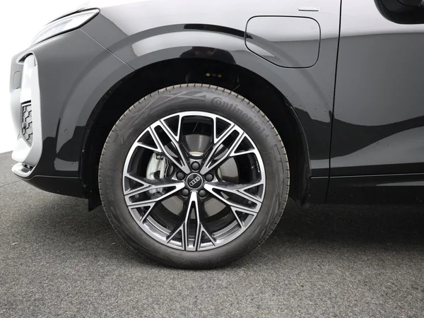 AUDI Q3 SUV e-hybrid (PHEV) (2026) — foto 16 van 30