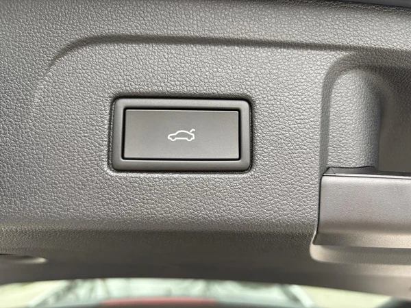 VOLKSWAGEN Touran (2026) — foto 13 van 24