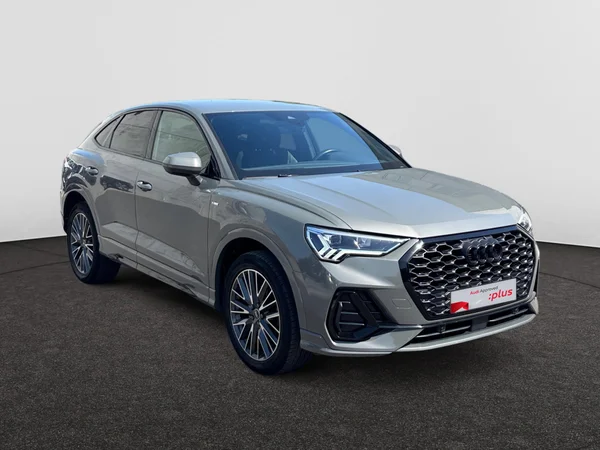 AUDI Q3 Sportback (2023) — foto 12 van 17