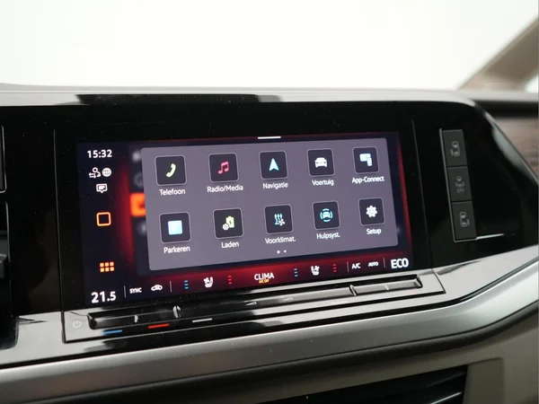 VOLKSWAGEN Multivan T7 Long eHybrid (PHEV) (2026) — foto 28 van 55