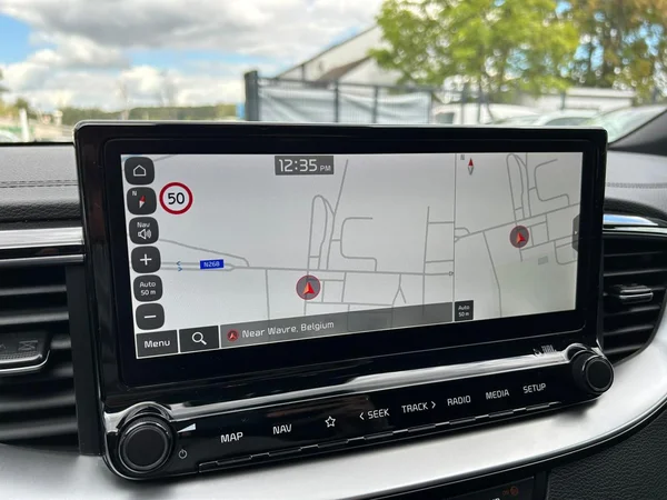 KIA XCeed (2024) — foto 15 van 30