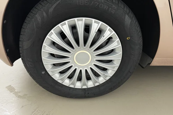 Volkswagen Polo (2019) — foto 10 van 21