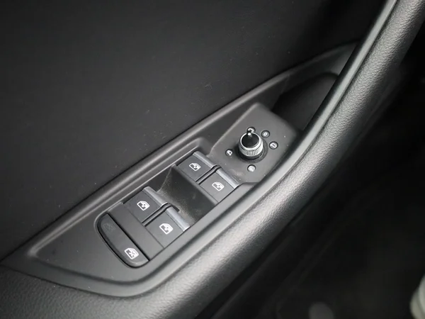 Audi A5 (2022) — foto 19 van 48