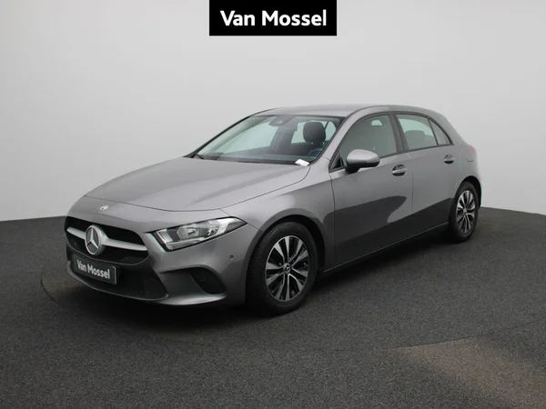 Mercedes-Benz A-Klasse (2023) — foto 1 van 39