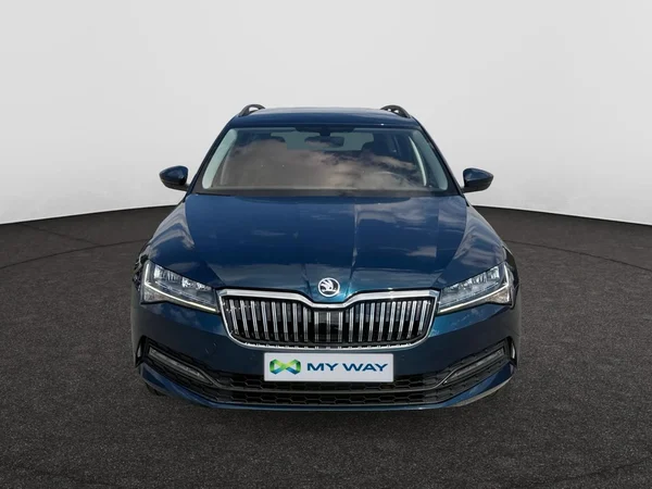 SKODA Superb Combi (2022) — foto 18 van 23