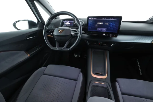 Cupra Born (2022) — foto 5 van 17