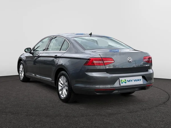 VOLKSWAGEN Passat Dsl (2015) — foto 4 van 11