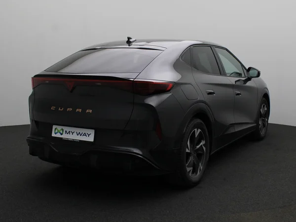 CUPRA Tavascan (2025) — foto 13 van 19