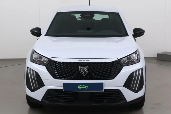 Peugeot 2008 (2025) — foto 9 van 16
