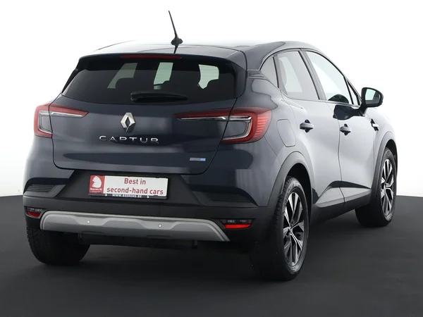 RENAULT Captur (2021) — foto 21 van 27