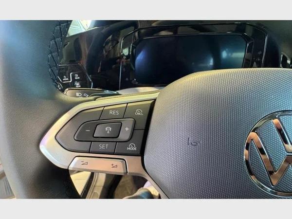 VOLKSWAGEN Golf VII SW (2026) — foto 5 van 18