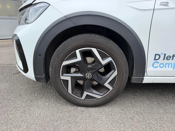 VOLKSWAGEN Taigo (2025) — foto 13 van 21