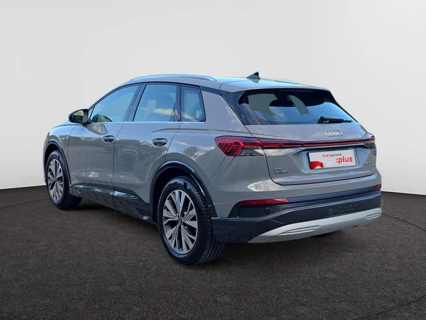 AUDI Q4 e-tron (2025) — foto 9 van 21