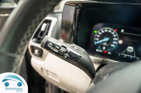 Kia Sorento (2021) — foto 8 van 131