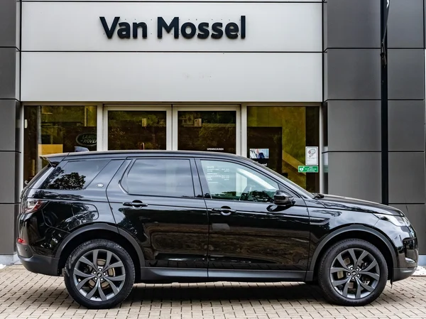 Land Rover Discovery Sport (2022) — foto 27 van 29
