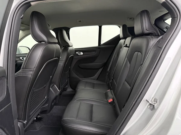 VOLVO XC40 (2019) — foto 5 van 27