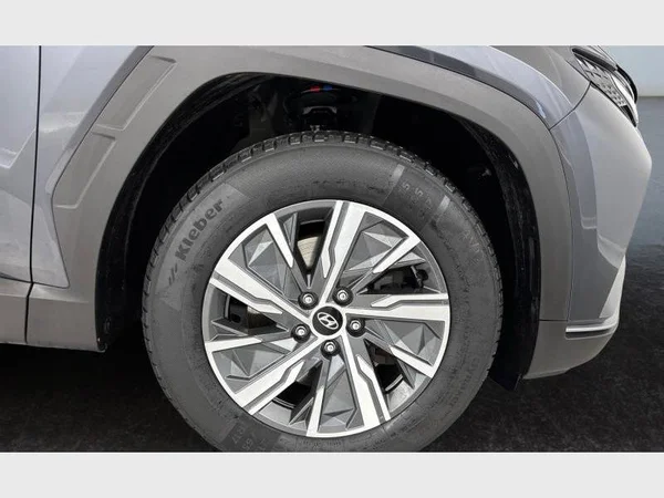 Hyundai TUCSON (2021) — foto 14 van 15