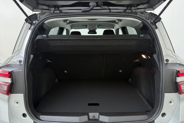 Opel Frontera (2025) — foto 14 van 18