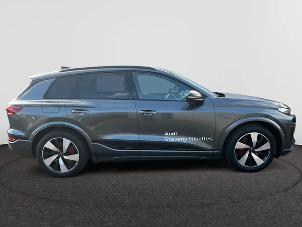 AUDI Q6 e-tron (2024) — foto 7 van 20