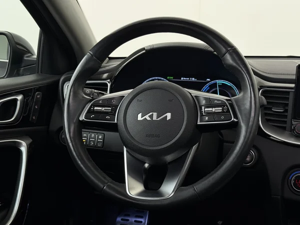 KIA XCeed (2022) — foto 14 van 34