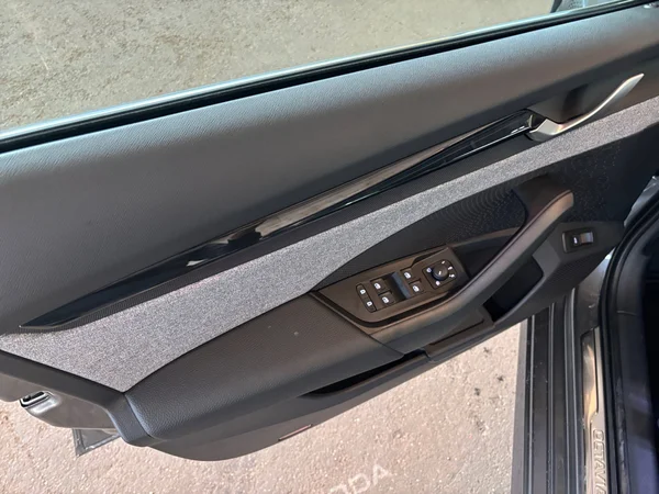 SKODA Octavia Combi (2025) — foto 9 van 24