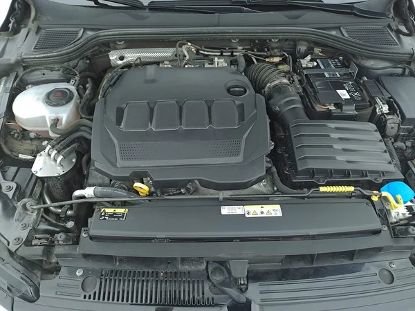 Volkswagen Golf VIII SW (2022) — foto 6 van 22