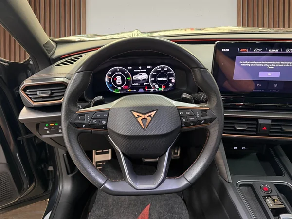 Cupra Formentor (2021) — foto 6 van 29