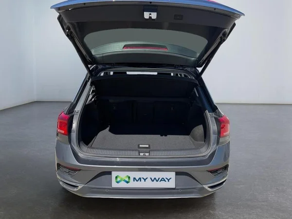 VOLKSWAGEN T-Roc (2019) — foto 23 van 24